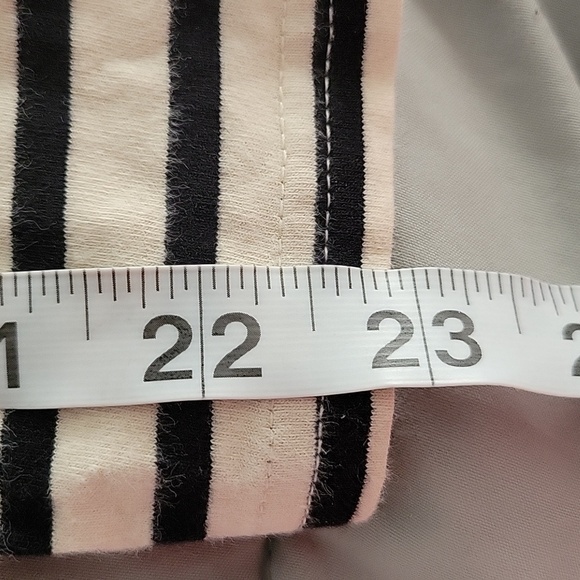 Old Navy Girl's Stripe Leggings - Picture 10 of 10